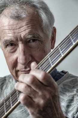 Letnie Popołudnie Seniorów - Tomek Szwed „Siedzę na ganku i majtam nogami”