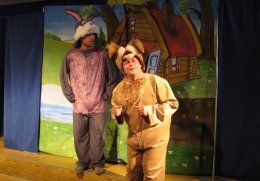 Teatr Młodego Widza - Zajęcza chatka