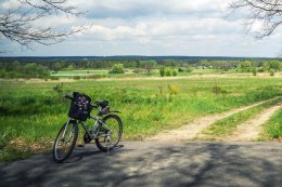 Akademia Krajoznawców Uniwersytet III Wieku  "Wzdłuż wschodniej granicy Polski na rowerze"