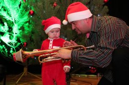 „Maluchy w krainie dźwięku - Pada śnieg, idą święta” - czyli muzyka, ruch i zabawa