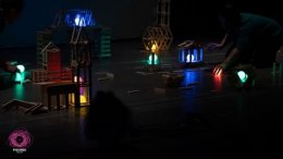 CIENIOWANKI – spektakl Teatru Figurki