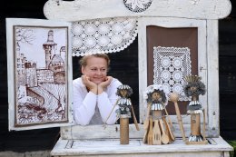 Wkręć się w teatr: Opowieści starego kredensu