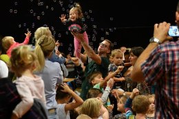 MALUCHY W KRAINIE DŹWIĘKU - DOOKOŁA ŚWIATA