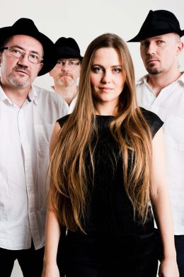 Zespół KROKE i Maja Sikorowska