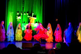 Zespół Przebudzenie  „Z tańcem i muzyką przez świat”