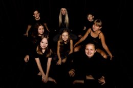 Spektakl RETROSPEKCJE Teatr Kugle Strumień