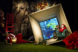 "Słoń i Kwiat" Grupa Coincidentia w koprodukcji z Białostockim Teatrem Lalek według opowiadań Briana Pattena w przekładzie Piotra Sommera