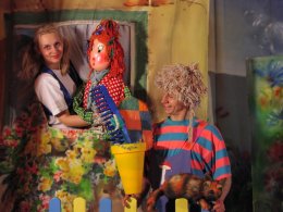 Przedstawienie dla dzieci "O brudasku Oberwasku"