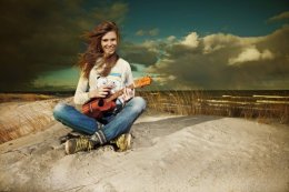 Julia Pietrucha - Parsley