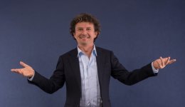 Jacek Wójcicki z zespołem - dla Każdej z Was. Koncert z okazji dnia kobiet