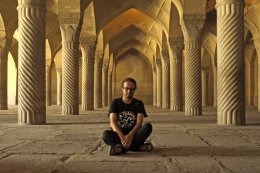 Przez Iran