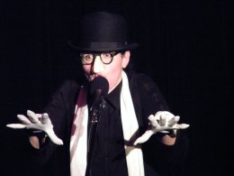 Sekret Panny Kazimiery - opowieść komediowa | Beata Malczewska