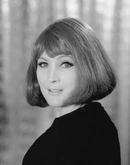 „Profesje – piosenkarka"  Spotkanie z Ireną Santor