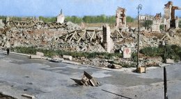 "Krajobraz po dwóch powstaniach - Warszawa '1945", prelekcja i prezentacja