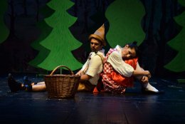 O Jasiu, Małgosi i chatce z łakoci - theART